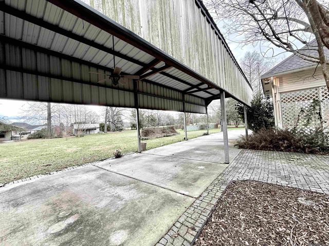 22822 Hickey Ct, Zachary, LA 70791