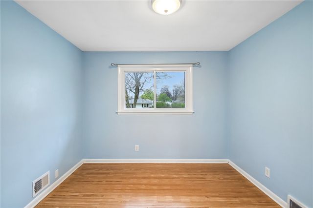 8 Caren Drive, Irondequoit, NY 14622