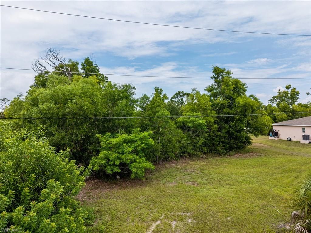 Image 17 of property listing at 4162 NW 40th AVE, Cape Coral, FL 33993