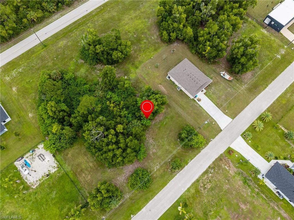 Image 9 of property listing at 4162 NW 40th AVE, Cape Coral, FL 33993