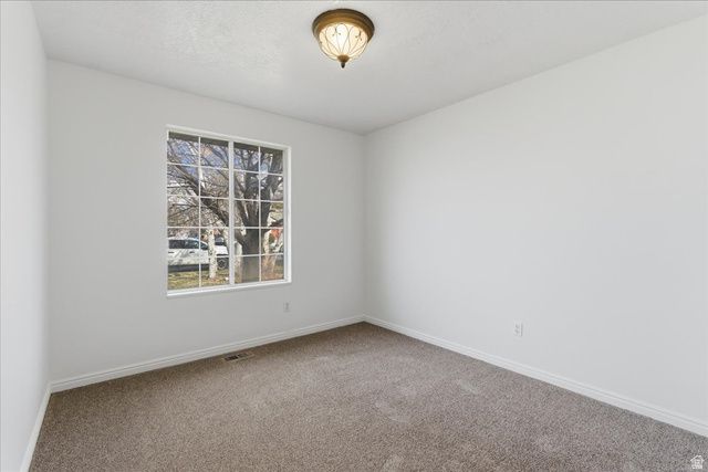 16 E 1400 N, American Fork, UT 84003