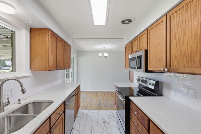 7525 E Baldwin Ave, Spokane Valley, WA 99212