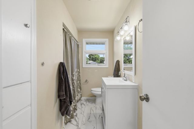 7525 E Baldwin Ave, Spokane Valley, WA 99212