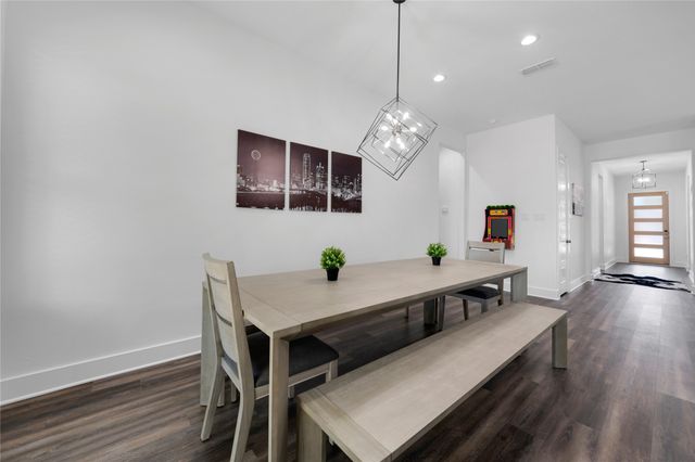 1838 Life Avenue, Dallas, TX 75212