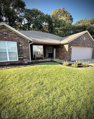 2640 Clayburne Drive, Jonesboro, AR 72405