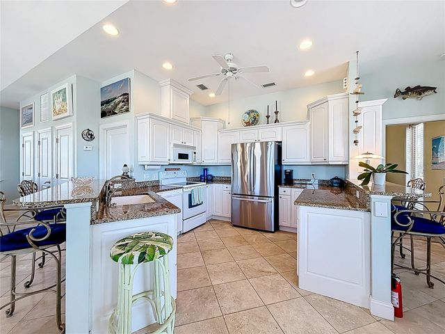 211 WINSON AVENUE, Englewood, FL 34223