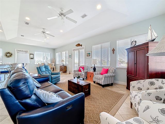 211 WINSON AVENUE, Englewood, FL 34223