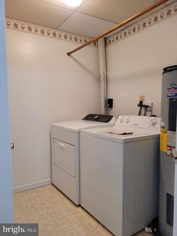 119 HAMILTON AVE, Waynesboro, PA 17268