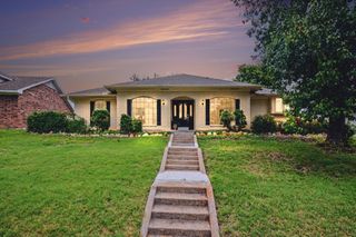 1702 Surrey Court, Garland, TX 75043