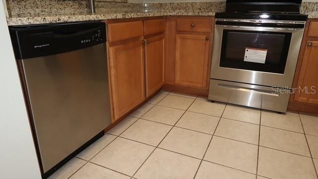 6413 CYPRESSDALE DRIVE 201, Riverview, FL 33578