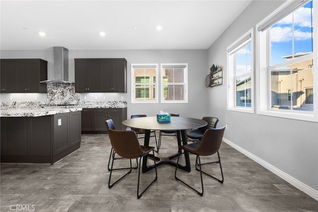 115 Frame, Irvine, CA 92618