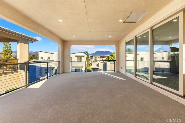 115 Frame, Irvine, CA 92618