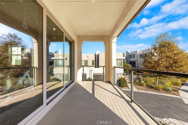 115 Frame, Irvine, CA 92618