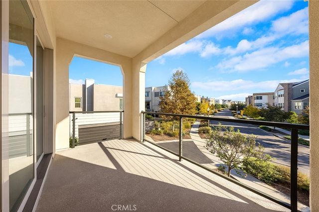 115 Frame, Irvine, CA 92618