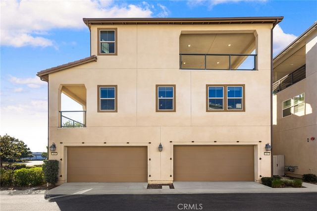 115 Frame, Irvine, CA 92618