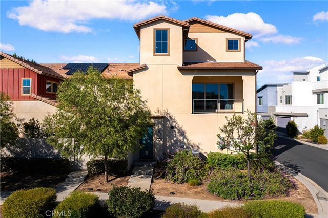 115 Frame, Irvine, CA 92618