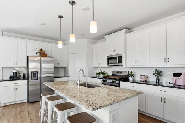 761 Lake Lacosta Drive, Katy, TX 77493