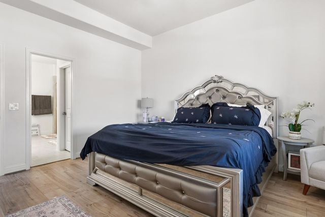 761 Lake Lacosta Drive, Katy, TX 77493