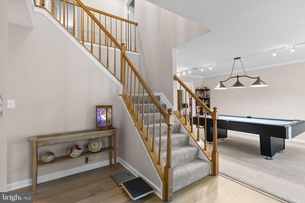 Image 3 of property listing at 14021 HEATHERSTONE DR, Bowie, MD 20720