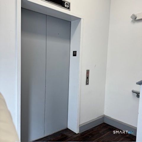 670 Boston Post Road 18, Milford, CT 06460