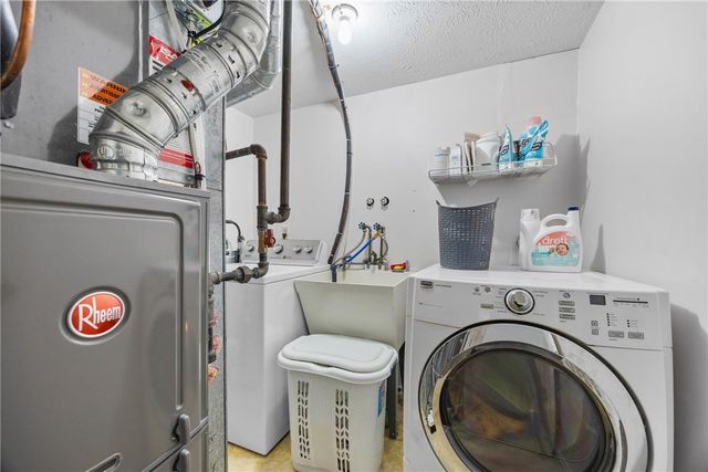 1162 Hampton Drive, Victor, NY 14564