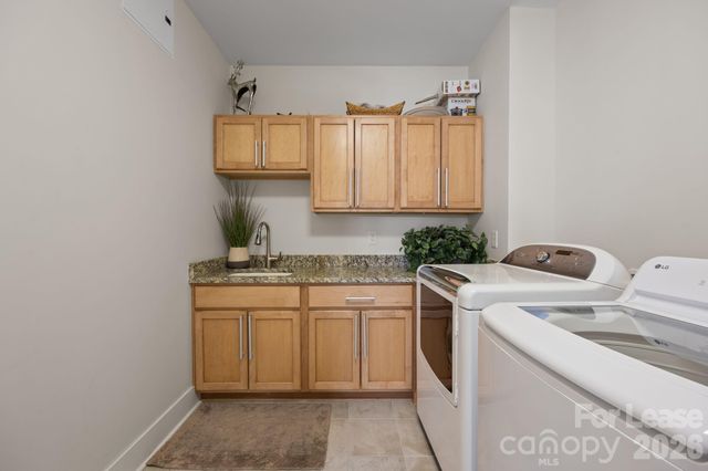 222 S Caldwell Street 1601, Charlotte, NC 28202