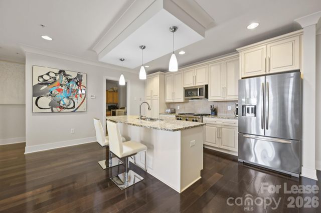 222 S Caldwell Street 1601, Charlotte, NC 28202