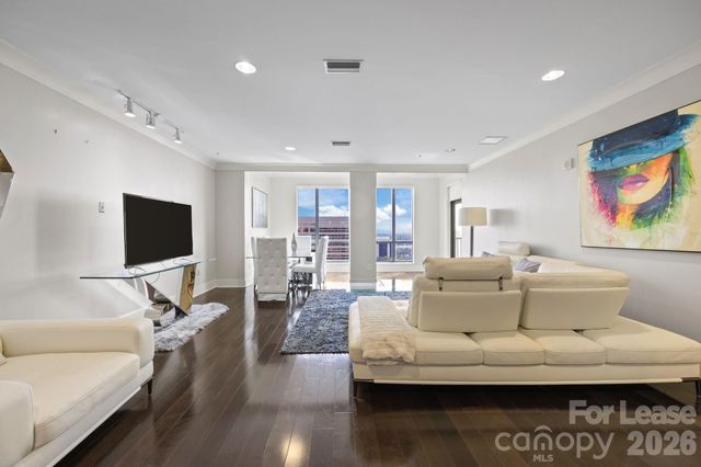 222 S Caldwell Street 1601, Charlotte, NC 28202