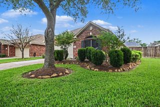 1407 Capri Place Lane, Pearland, TX 77581