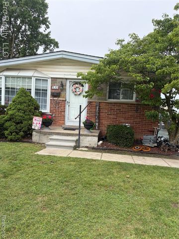830 S Venoy Road, Westland, MI 48186