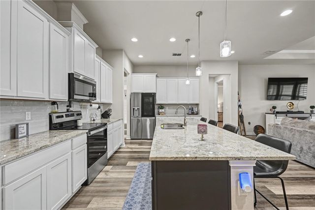 7934 Krypton Dr, Corpus Christi, TX 78414