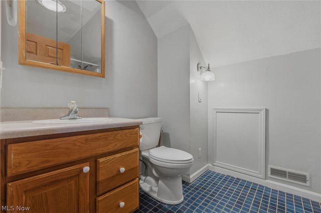 40 Whitetail Drive, Parkersburg, WV 26104