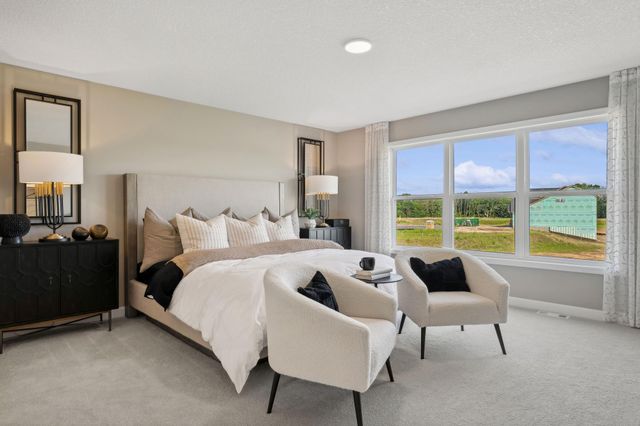 8680 Periwinkle Boulevard, Woodbury, MN 55129