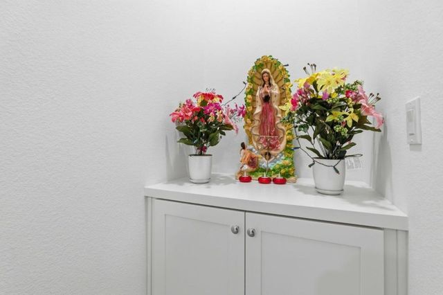 805 Klamath Way, Hollister, CA 95023