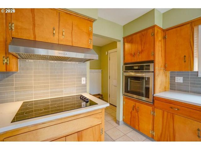 7008 Nw CANYON CREST Loop, Vancouver, WA 98665