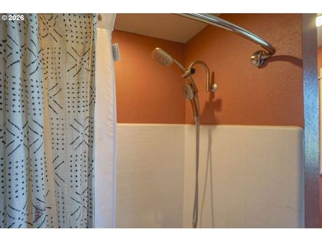 7008 Nw CANYON CREST Loop, Vancouver, WA 98665