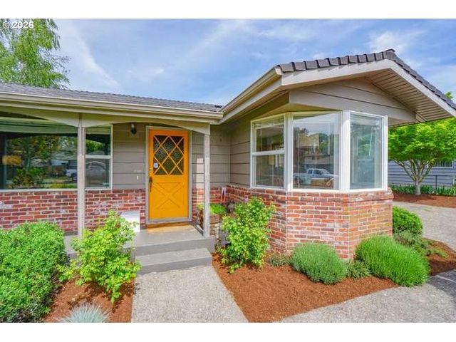 7008 Nw CANYON CREST Loop, Vancouver, WA 98665