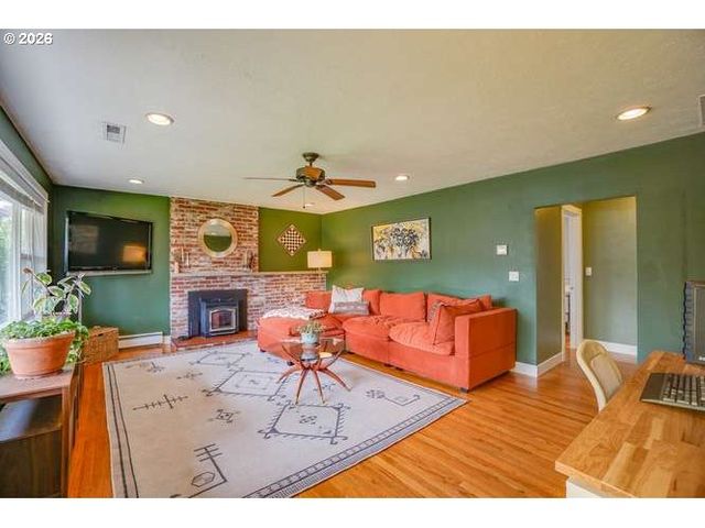 7008 Nw CANYON CREST Loop, Vancouver, WA 98665