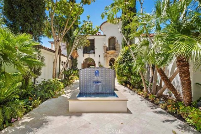 31 Black Hawk, Irvine, CA 92603