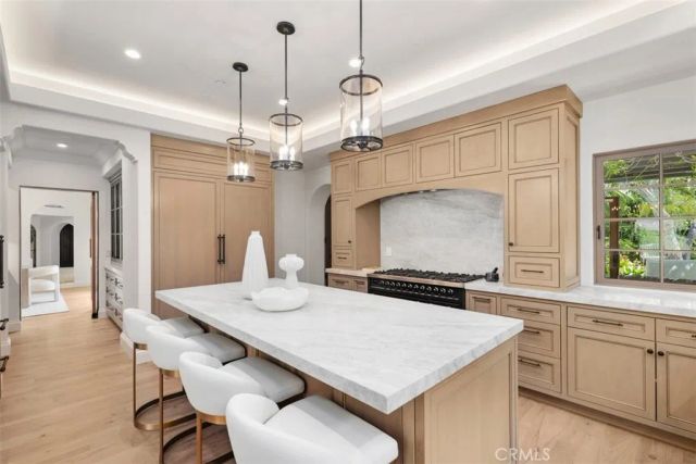 31 Black Hawk, Irvine, CA 92603