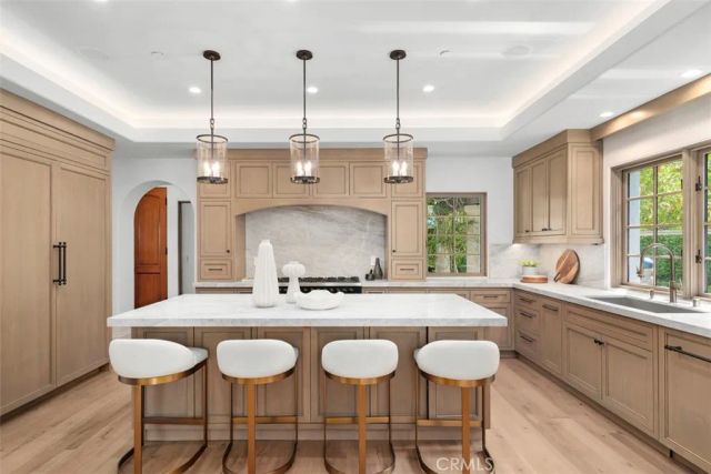 31 Black Hawk, Irvine, CA 92603