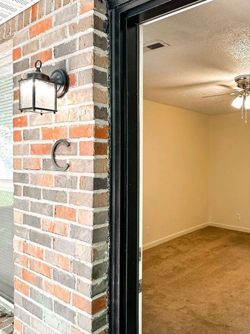 470 Martha Ln Apt C, Clarksville, TN 37043