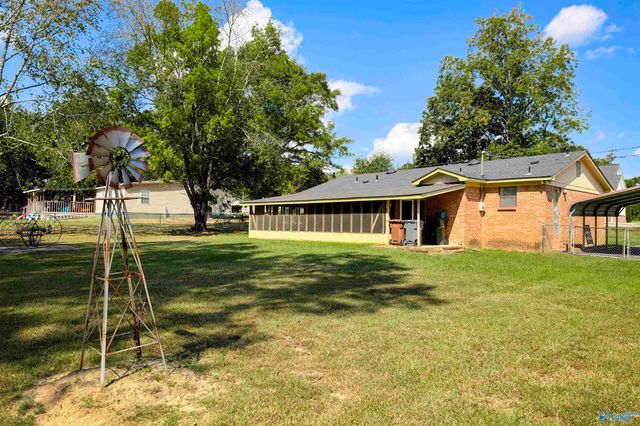 1000 Rhodes Street, Hartselle, AL 35640
