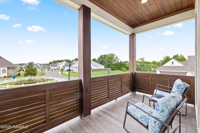101 Oak Village Drive, Scott, LA 70583