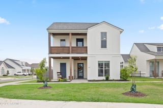 101 Oak Village Drive, Scott, LA 70583