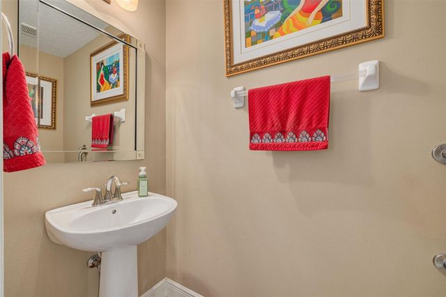 2567 GLORIOSA DRIVE, Palm Harbor, FL 34684