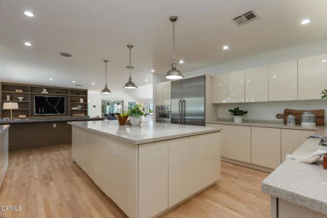 3446 Caribeth Drive, Encino, CA 91436