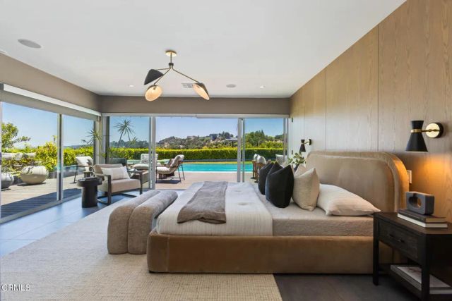 3446 Caribeth Drive, Encino, CA 91436