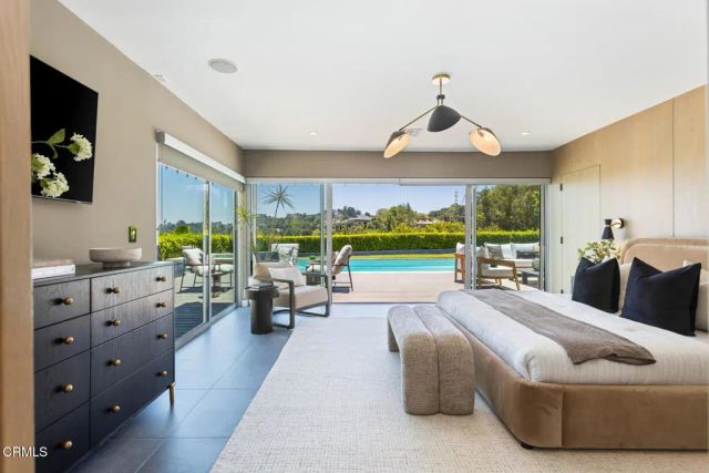 3446 Caribeth Drive, Encino, CA 91436