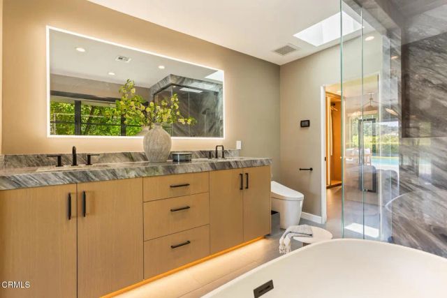 3446 Caribeth Drive, Encino, CA 91436